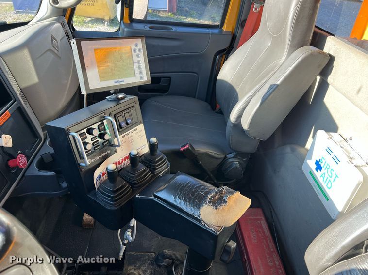 image for item NI9047 2010 International WorkStar 7400  dump truck