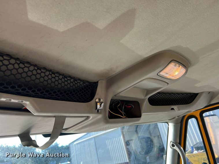 image for item NI9047 2010 International WorkStar 7400  dump truck