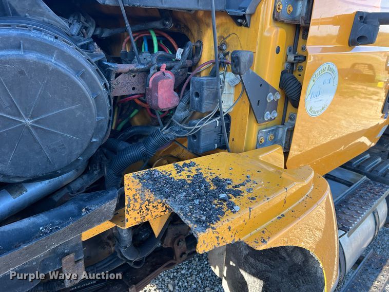 image for item NI9047 2010 International WorkStar 7400  dump truck