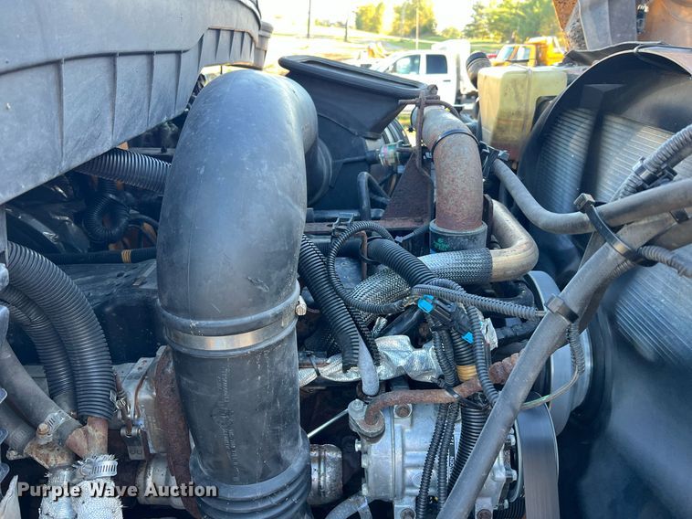 image for item NI9047 2010 International WorkStar 7400  dump truck