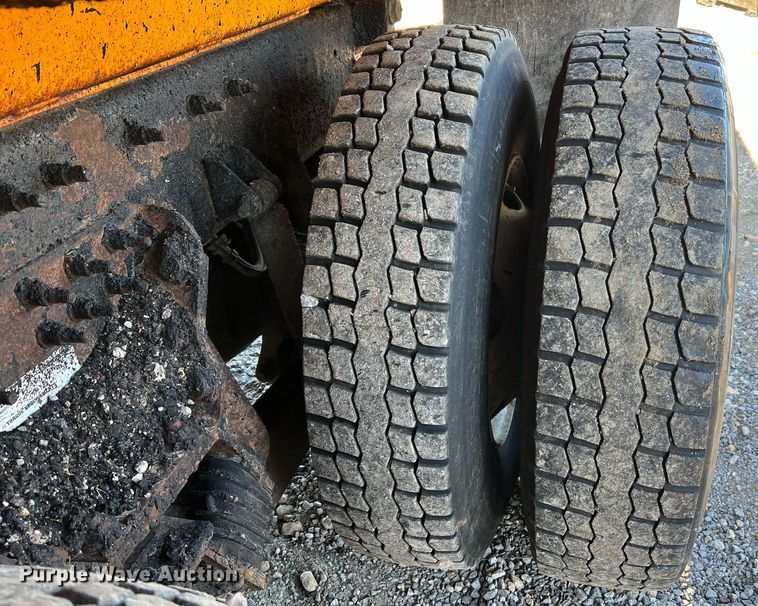 image for item NI9047 2010 International WorkStar 7400  dump truck