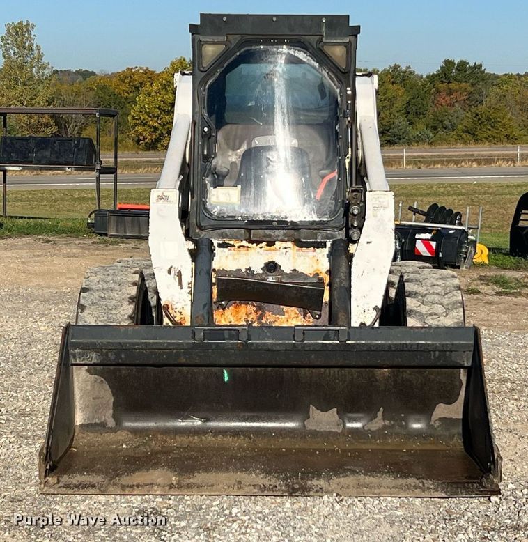 image for item NI9082 2008 Bobcat S300  skid steer loader