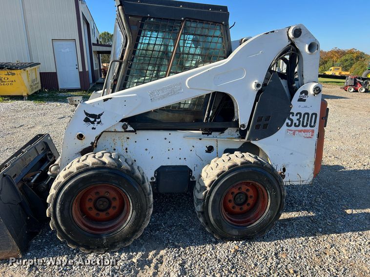 image for item NI9082 2008 Bobcat S300  skid steer loader