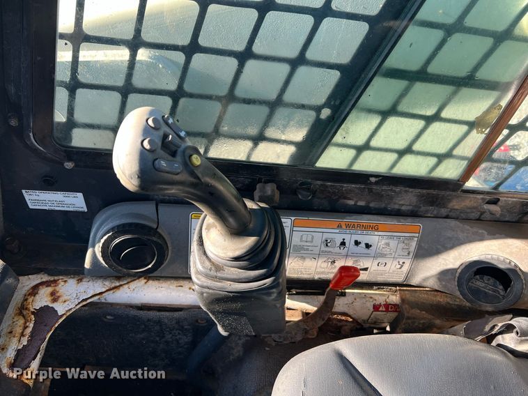 image for item NI9082 2008 Bobcat S300  skid steer loader