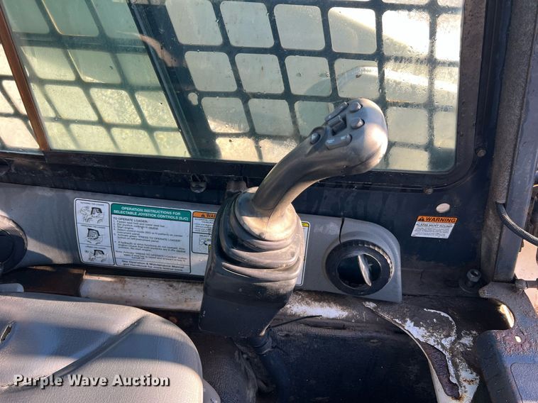 image for item NI9082 2008 Bobcat S300  skid steer loader