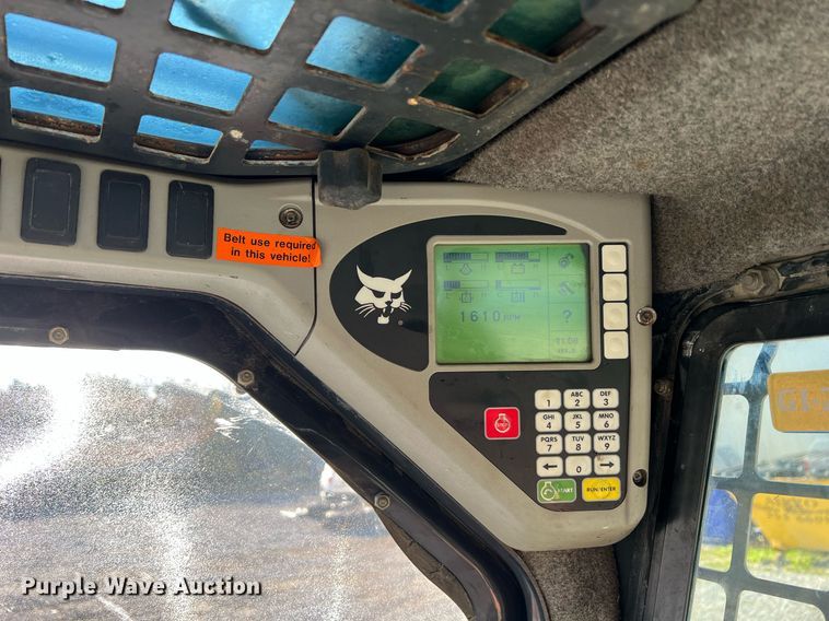 image for item NI9082 2008 Bobcat S300  skid steer loader