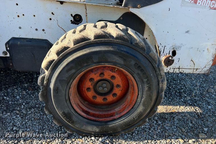 image for item NI9082 2008 Bobcat S300  skid steer loader