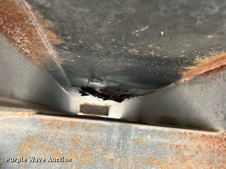 image for item NI9088 2005 International 7400  dump truck