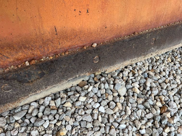 image for item NI9088 2005 International 7400  dump truck