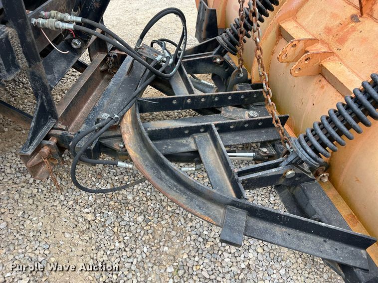 image for item NI9088 2005 International 7400  dump truck