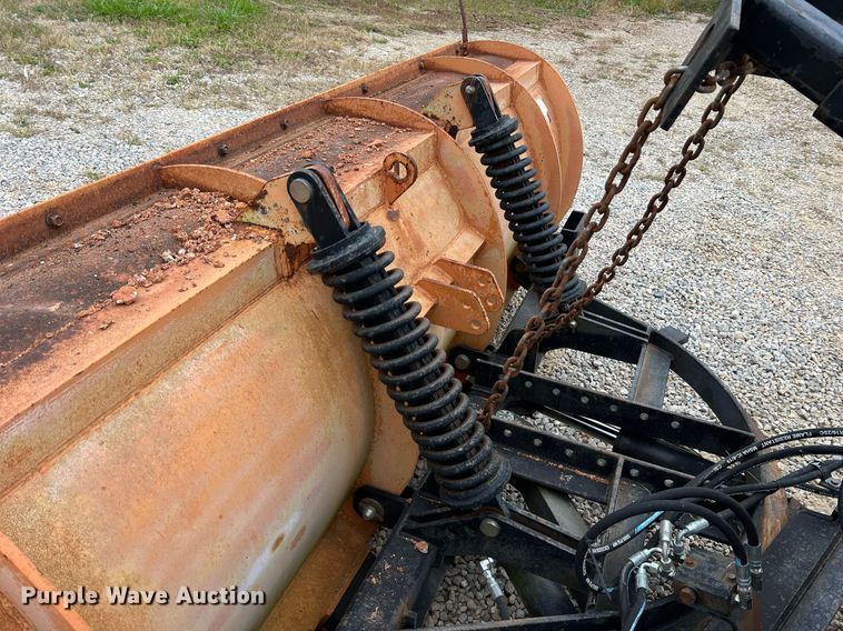 image for item NI9088 2005 International 7400  dump truck