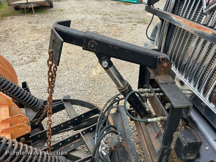 image for item NI9088 2005 International 7400  dump truck