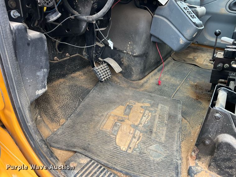 image for item NI9088 2005 International 7400  dump truck