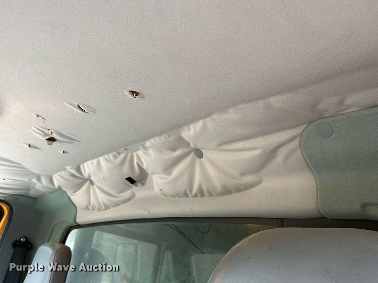 image for item NI9088 2005 International 7400  dump truck