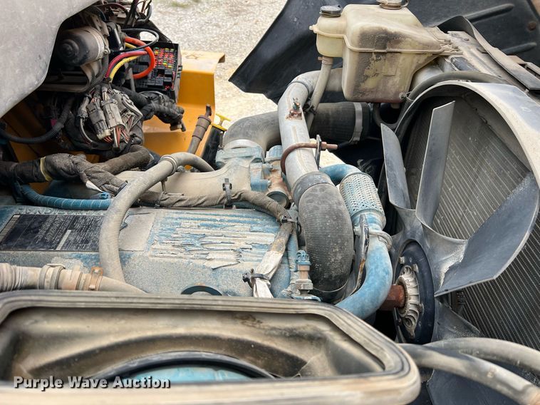 image for item NI9088 2005 International 7400  dump truck