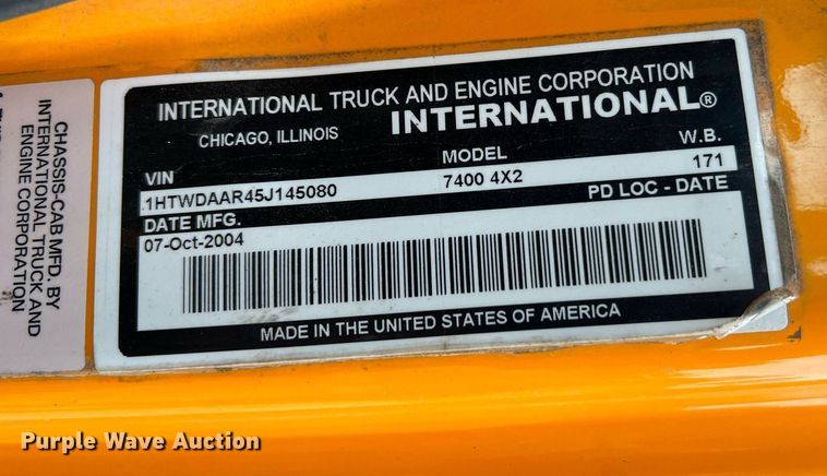 image for item NI9088 2005 International 7400  dump truck