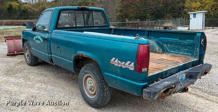 image for item NI9089 1994 Chevrolet Cheyenne 1500  pickup truck