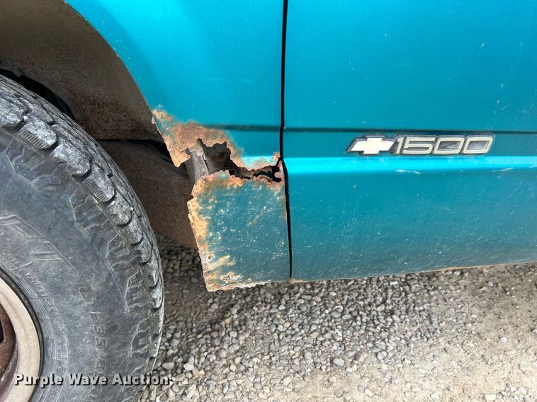 image for item NI9089 1994 Chevrolet Cheyenne 1500  pickup truck