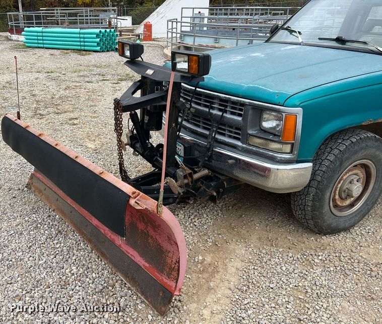 image for item NI9089 1994 Chevrolet Cheyenne 1500  pickup truck