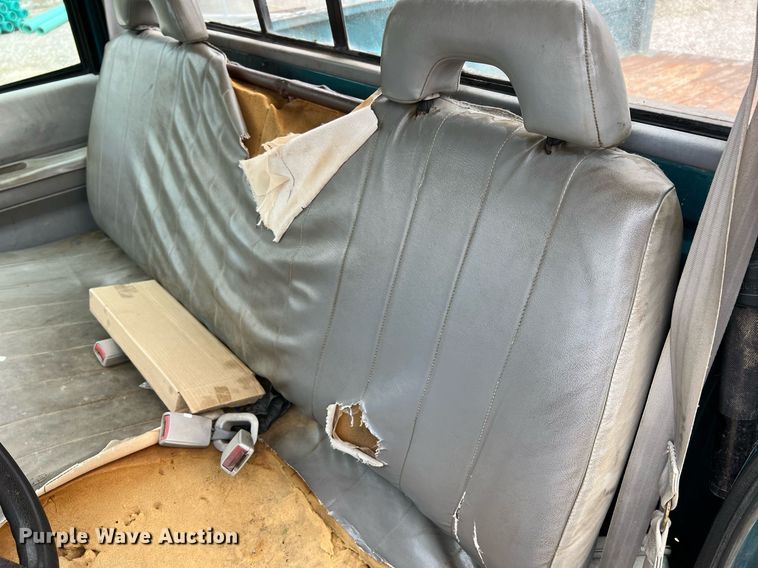 image for item NI9089 1994 Chevrolet Cheyenne 1500  pickup truck