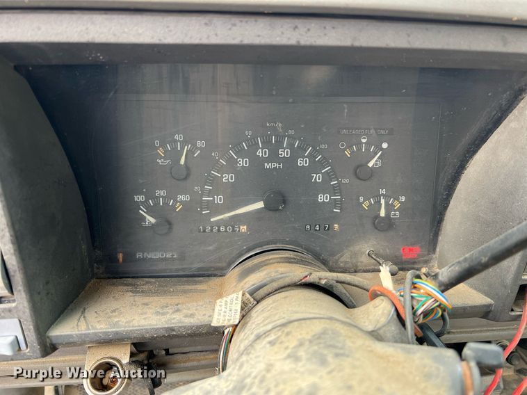 image for item NI9089 1994 Chevrolet Cheyenne 1500  pickup truck