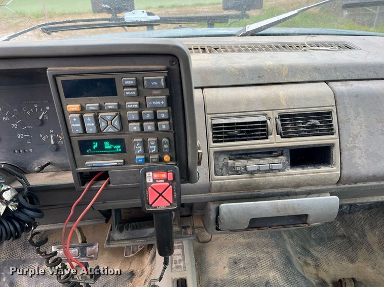 image for item NI9089 1994 Chevrolet Cheyenne 1500  pickup truck