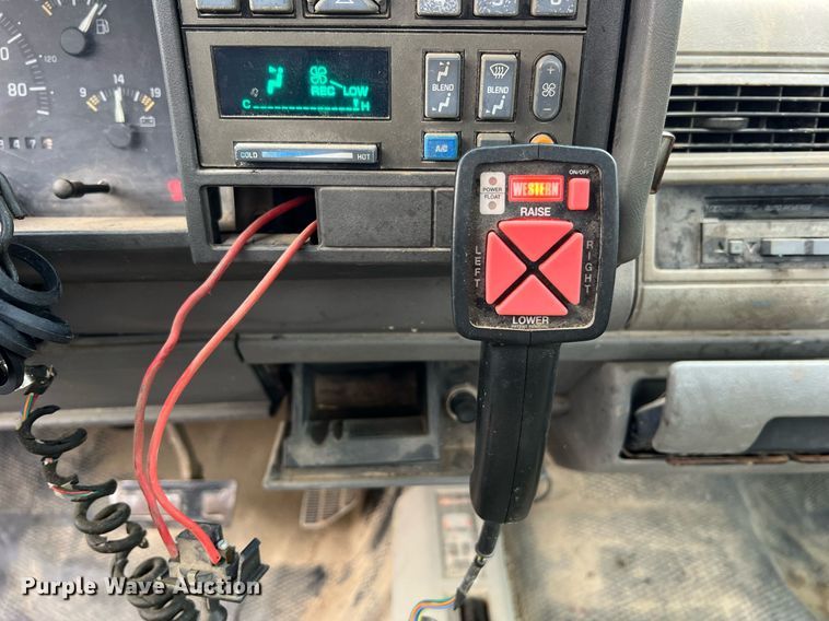 image for item NI9089 1994 Chevrolet Cheyenne 1500  pickup truck