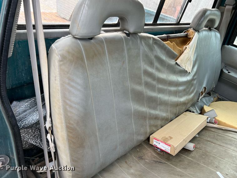 image for item NI9089 1994 Chevrolet Cheyenne 1500  pickup truck