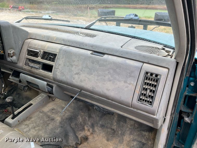 image for item NI9089 1994 Chevrolet Cheyenne 1500  pickup truck