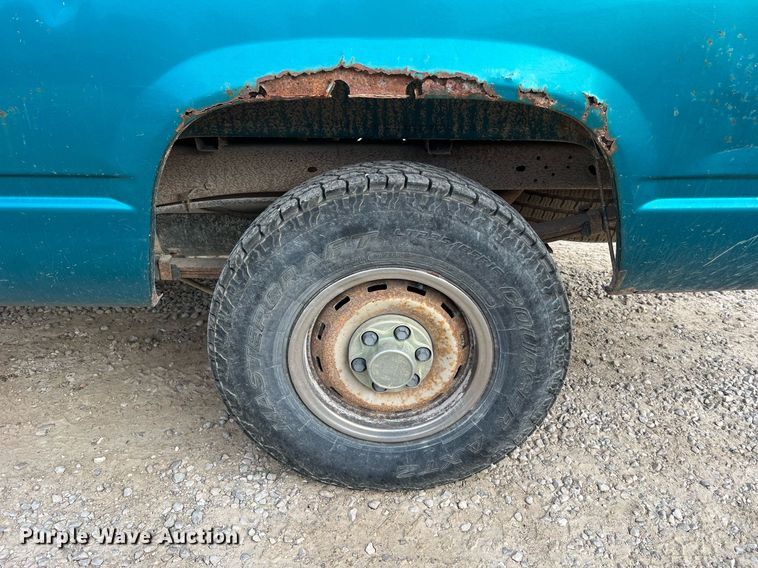 image for item NI9089 1994 Chevrolet Cheyenne 1500  pickup truck