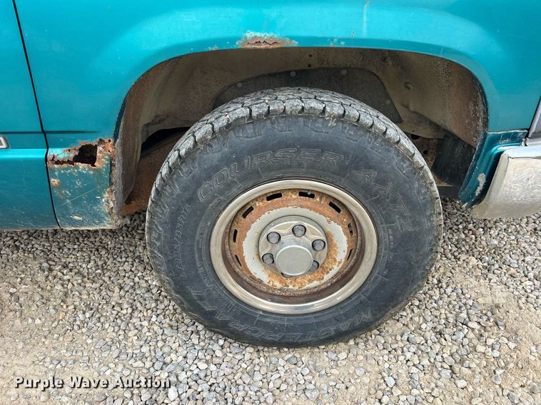 image for item NI9089 1994 Chevrolet Cheyenne 1500  pickup truck