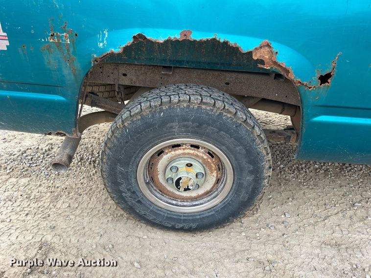 image for item NI9089 1994 Chevrolet Cheyenne 1500  pickup truck