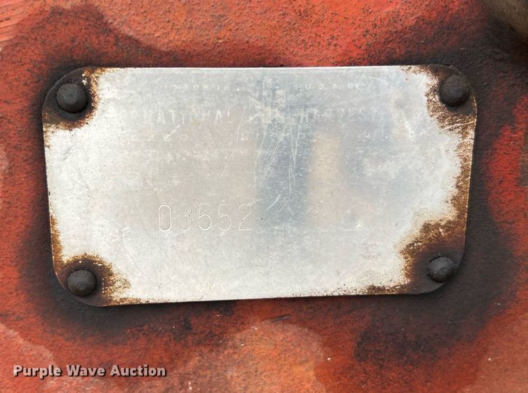 image for item NI9092 International 444  tractor