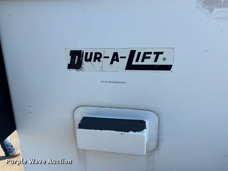 image for item NL9115 2006 Ford F550 Super Duty XL  bucket truck