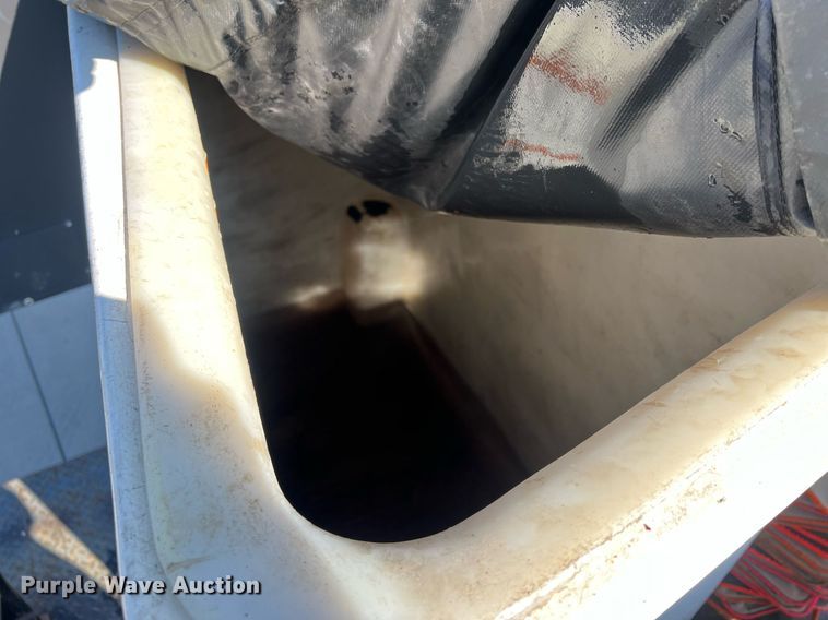 image for item NL9115 2006 Ford F550 Super Duty XL  bucket truck