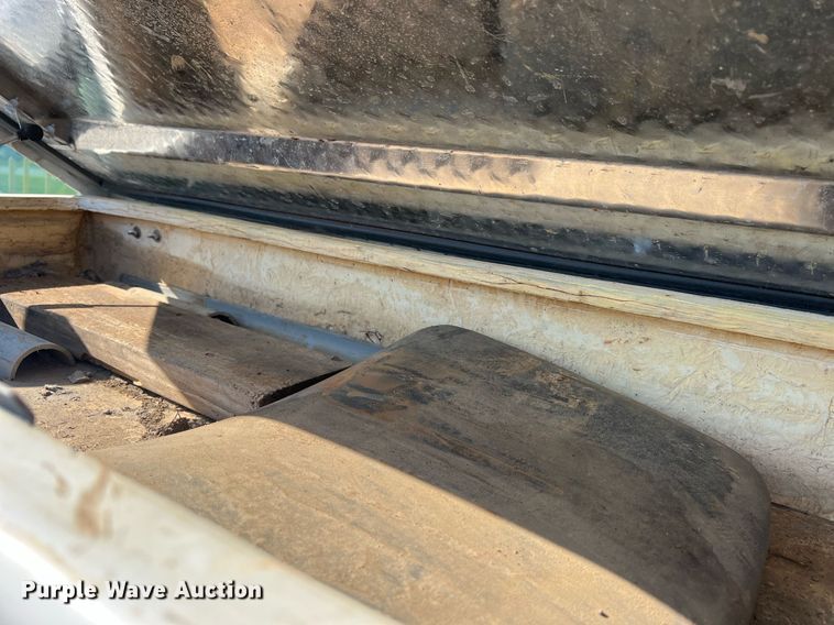 image for item NL9115 2006 Ford F550 Super Duty XL  bucket truck