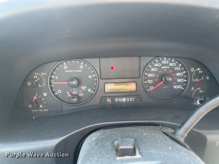 image for item NL9115 2006 Ford F550 Super Duty XL  bucket truck