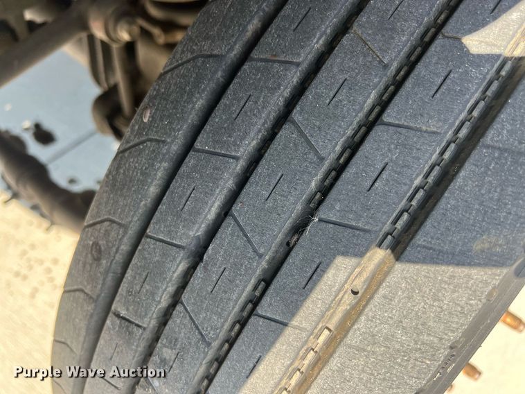 image for item NL9115 2006 Ford F550 Super Duty XL  bucket truck