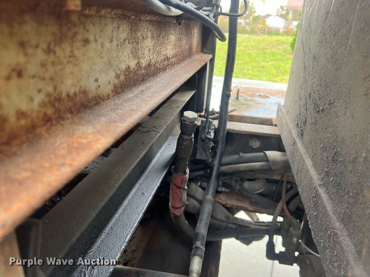 image for item NL9118 2011 International WorkStar 7300  dump truck