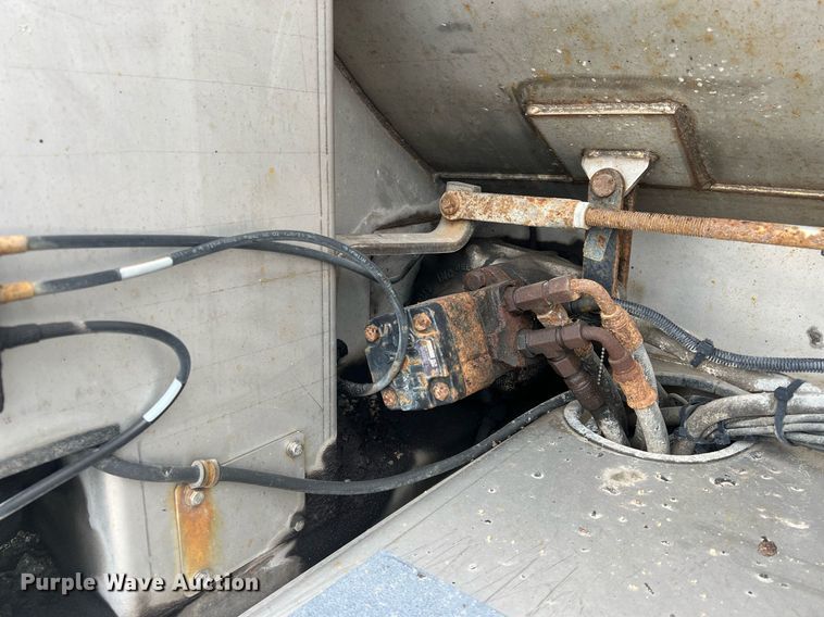 image for item NL9118 2011 International WorkStar 7300  dump truck