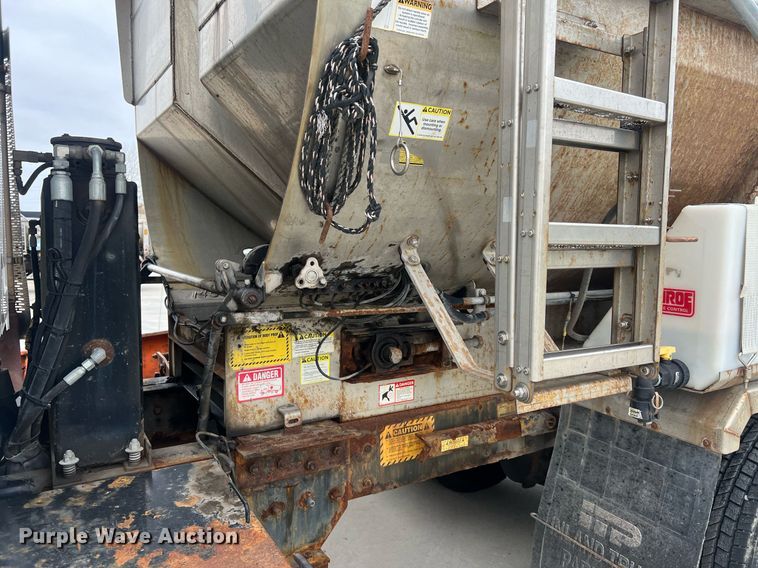 image for item NL9118 2011 International WorkStar 7300  dump truck