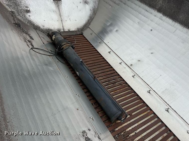 image for item NL9118 2011 International WorkStar 7300  dump truck