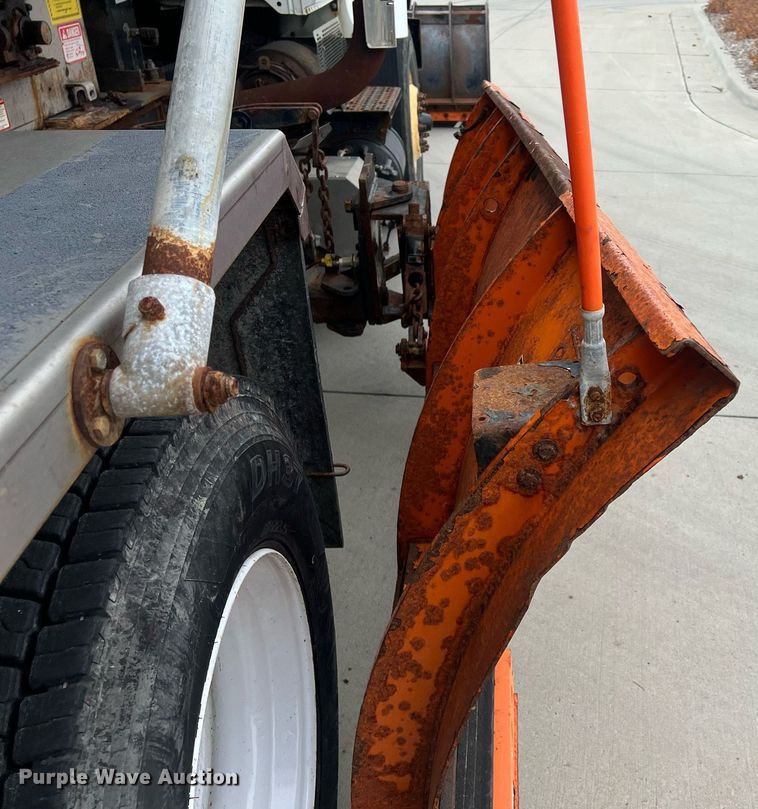 image for item NL9118 2011 International WorkStar 7300  dump truck