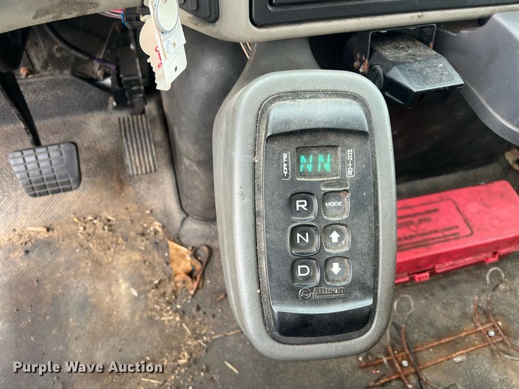 image for item NL9118 2011 International WorkStar 7300  dump truck