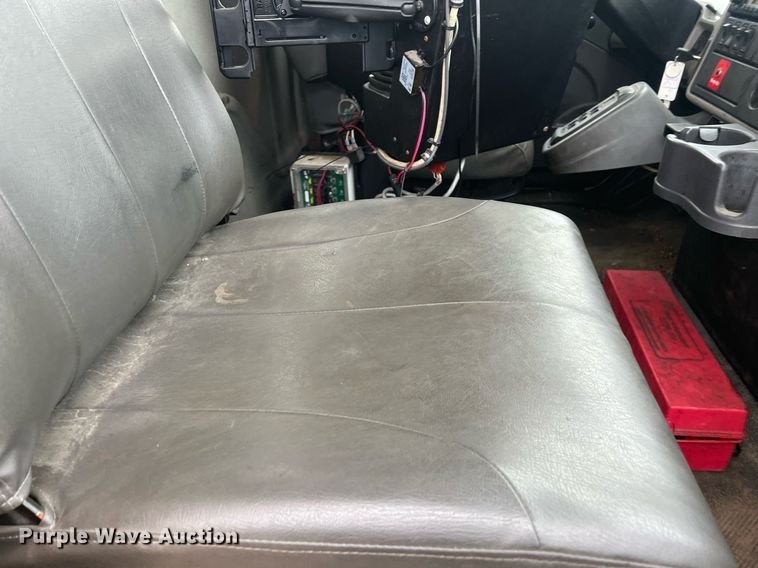 image for item NL9118 2011 International WorkStar 7300  dump truck