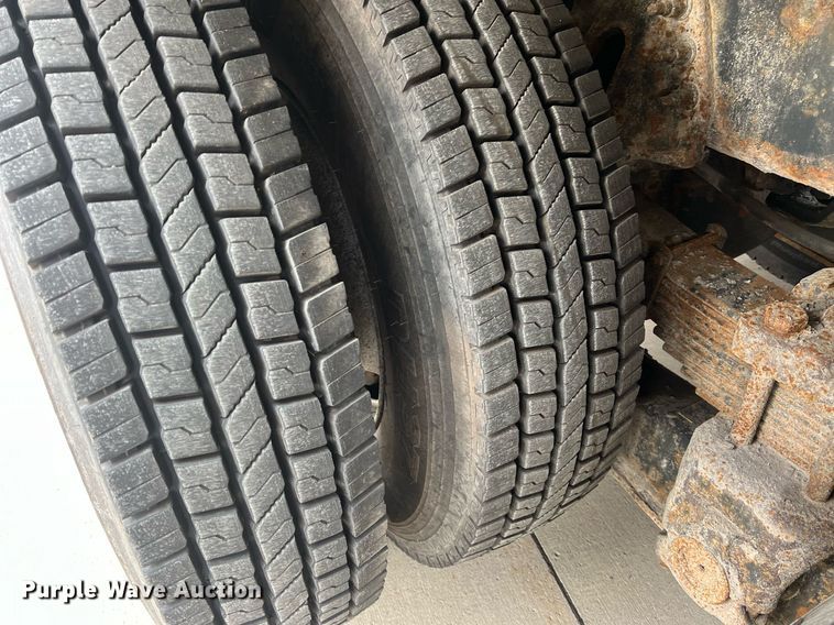 image for item NL9118 2011 International WorkStar 7300  dump truck