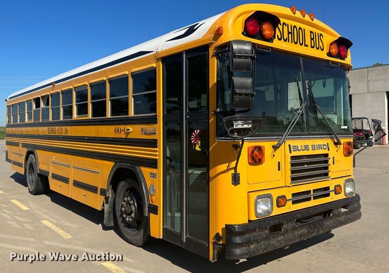 image for item NM9364 2000 Blue Bird  TC2000  school bus