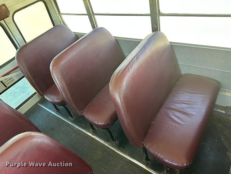 image for item NM9364 2000 Blue Bird  TC2000  school bus