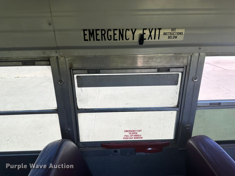 image for item NM9364 2000 Blue Bird  TC2000  school bus