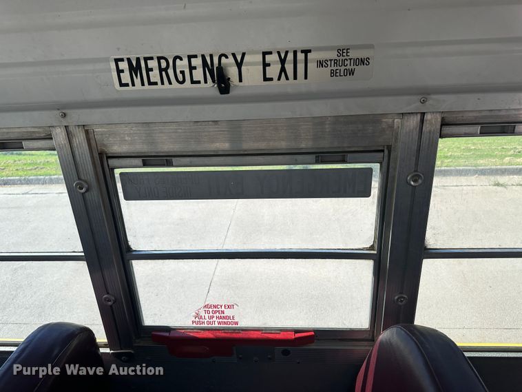 image for item NM9364 2000 Blue Bird  TC2000  school bus